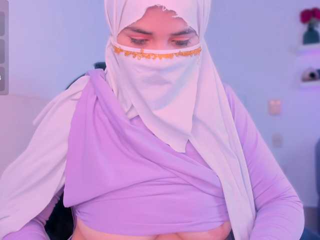 salma-isawwi live cam on BongaCams