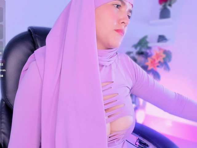 salma-isawwi live cam on BongaCams