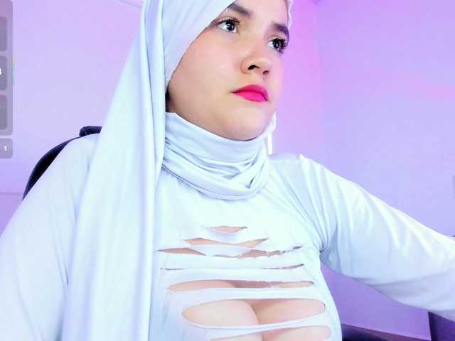 salma-isawwi live cam on BongaCams