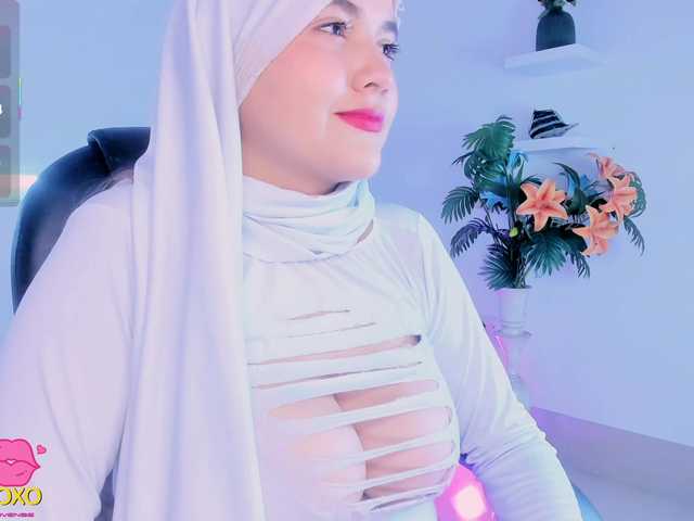 salma-isawwi live cam on BongaCams