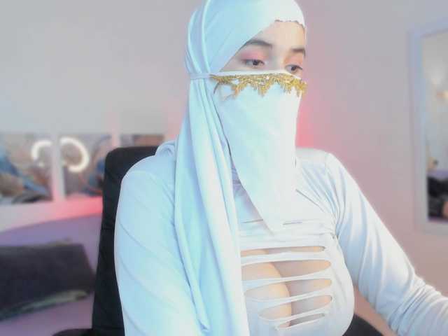 salma-isawwi's BongaCams show and profile
