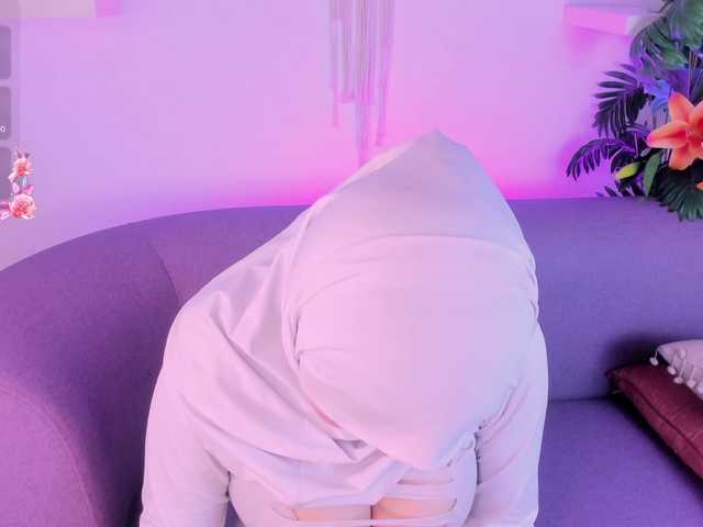 salma-isawwi live cam on BongaCams