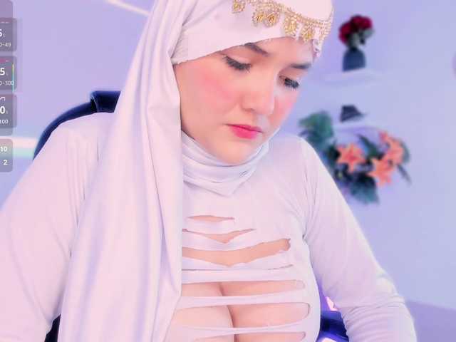 salma-isawwi live cam on BongaCams