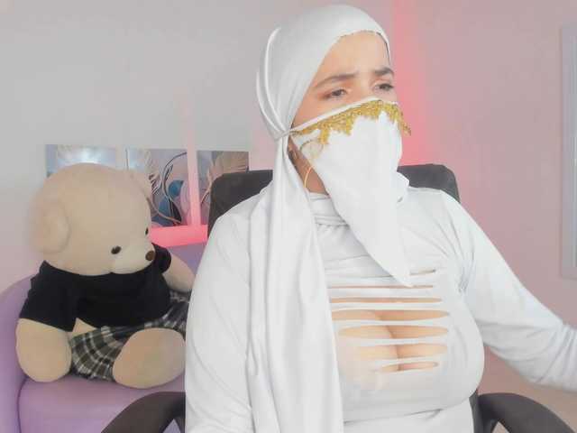 salma-isawwi's BongaCams show and profile