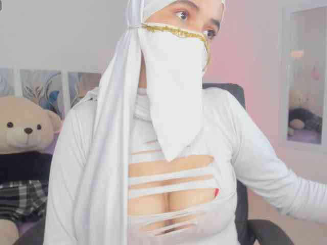 salma-isawwi webcam