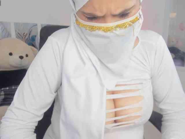 salma-isawwi webcam