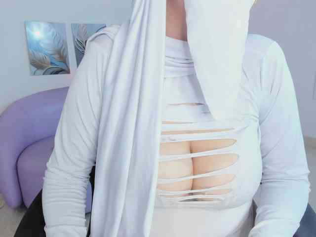 salma-isawwi webcam