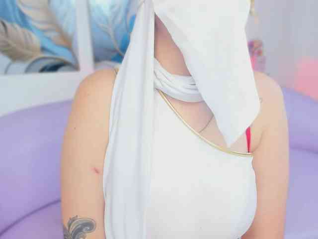 salma-isawwi webcam