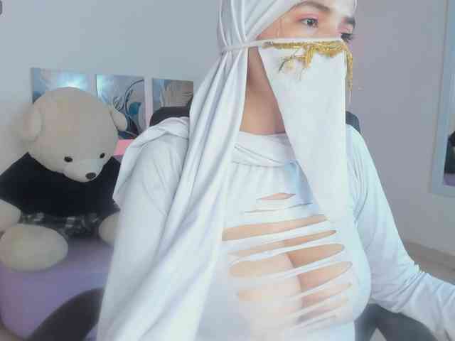 salma-isawwi webcam