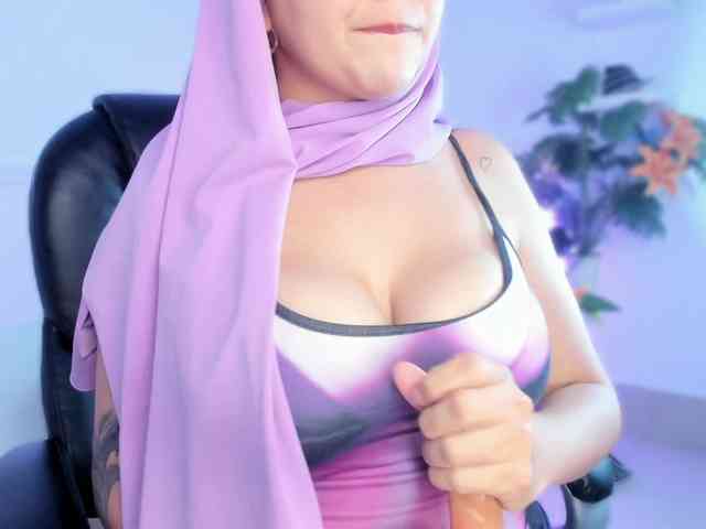 salma-isawwi webcam
