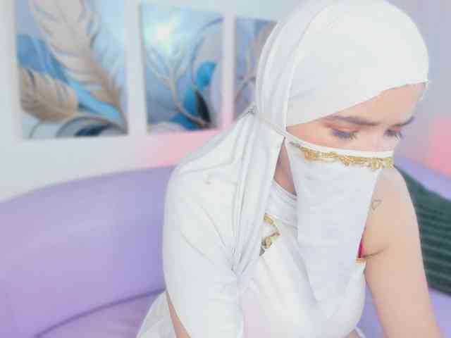 salma-isawwi webcam