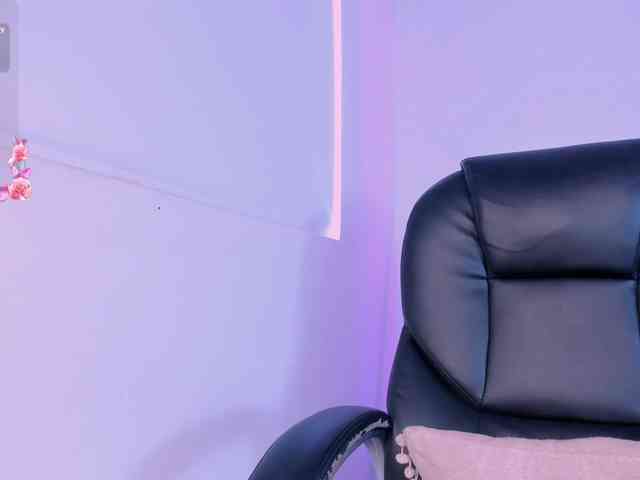 salma-isawwi webcam
