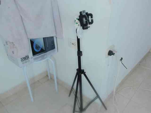 salma-isawwi webcam