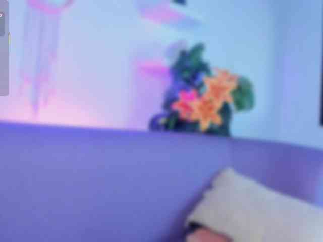 salma-isawwi webcam