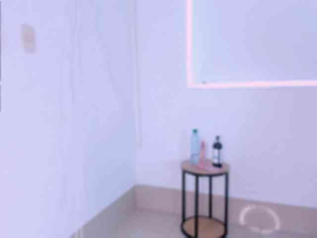 salma-isawwi webcam