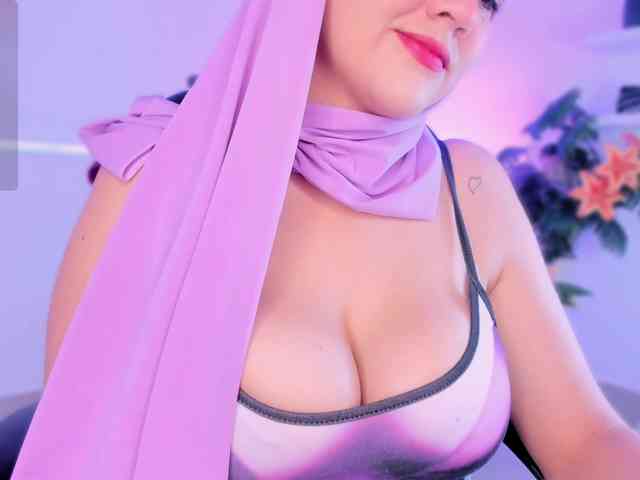 salma-isawwi webcam