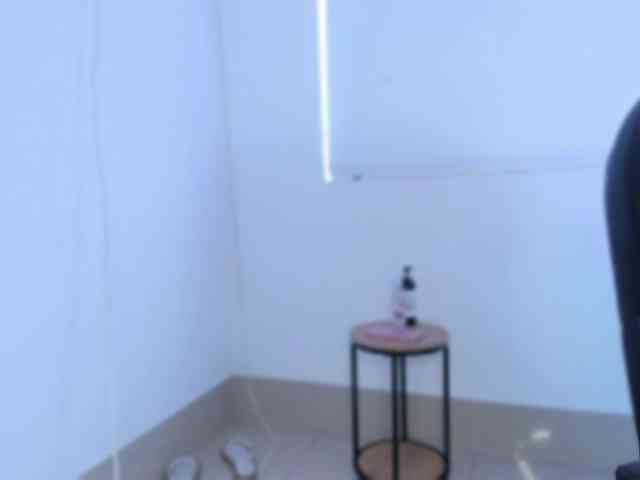 salma-isawwi webcam