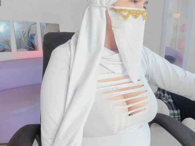 salma-isawwi webcam