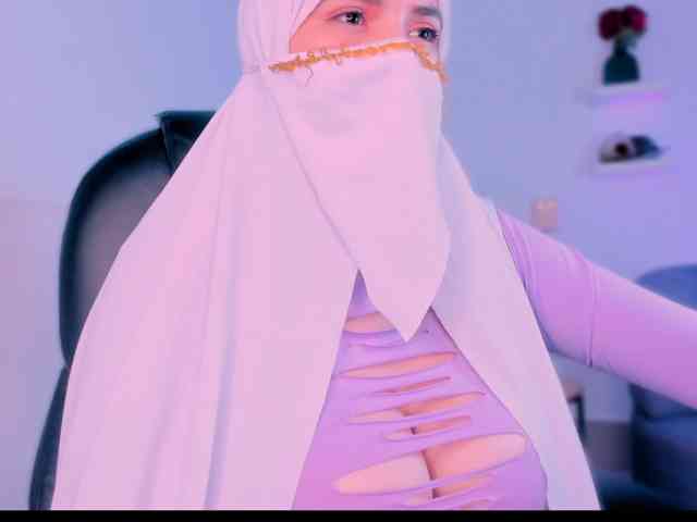 Model: salma-isawwi