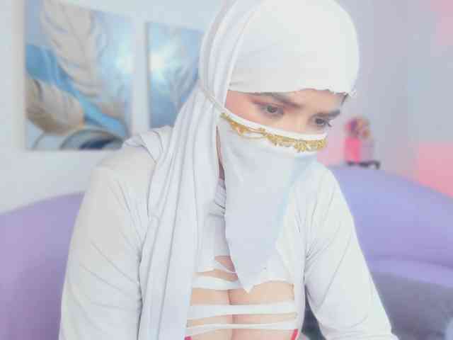 salma-isawwi webcam