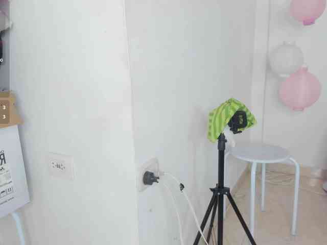 salma-isawwi webcam