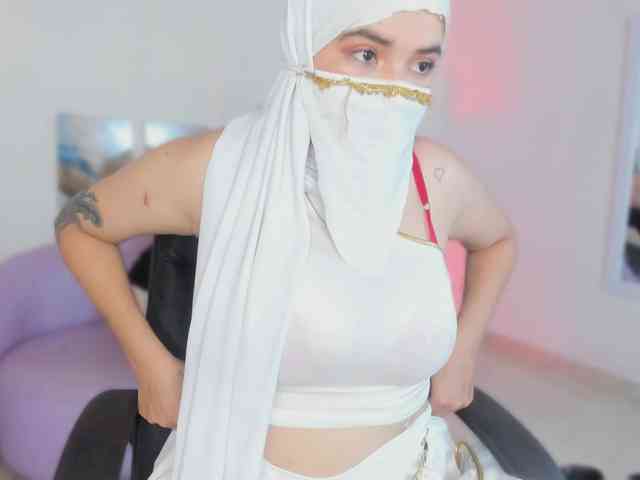 salma-isawwi webcam