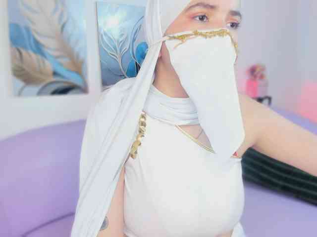 salma-isawwi webcam