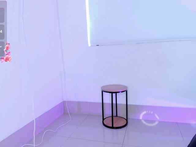 salma-isawwi webcam