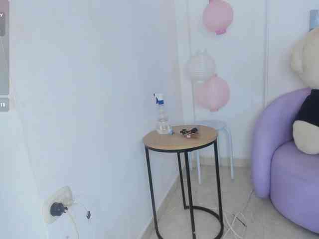 salma-isawwi webcam