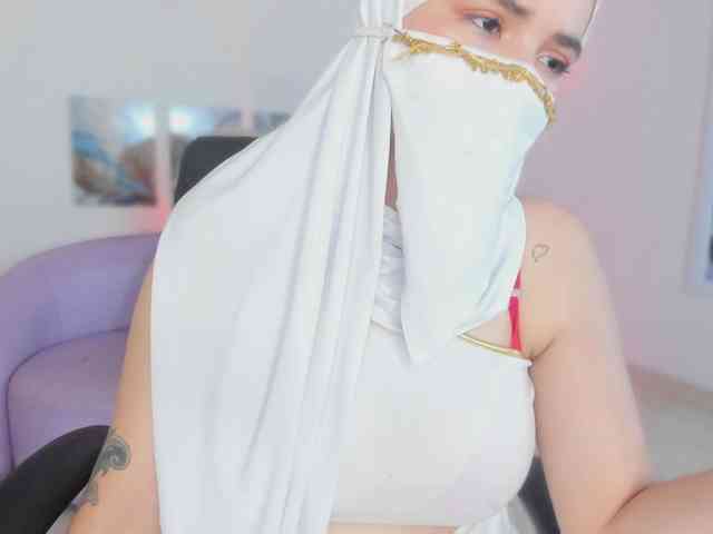 salma-isawwi webcam
