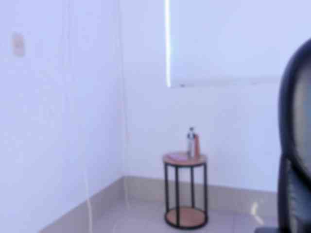 salma-isawwi webcam