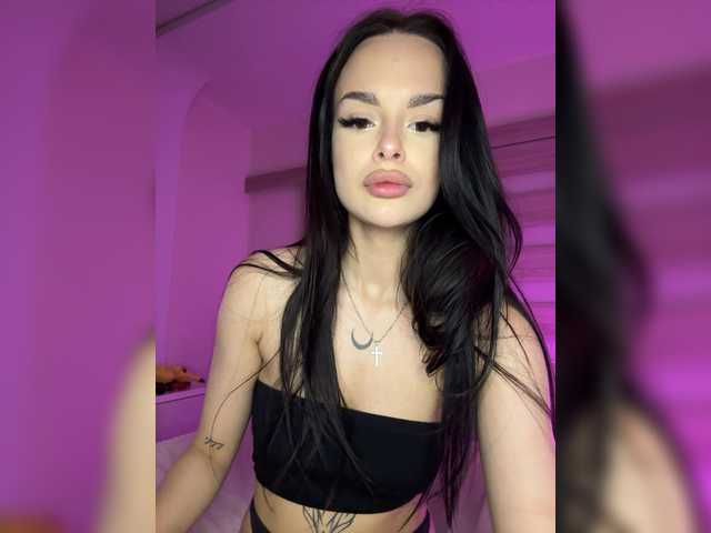Lola-li live cam on BongaCams