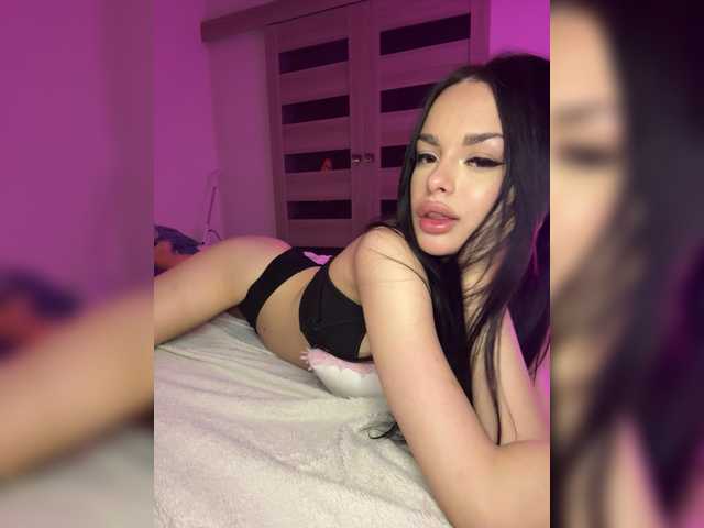 Lola-li live cam on BongaCams