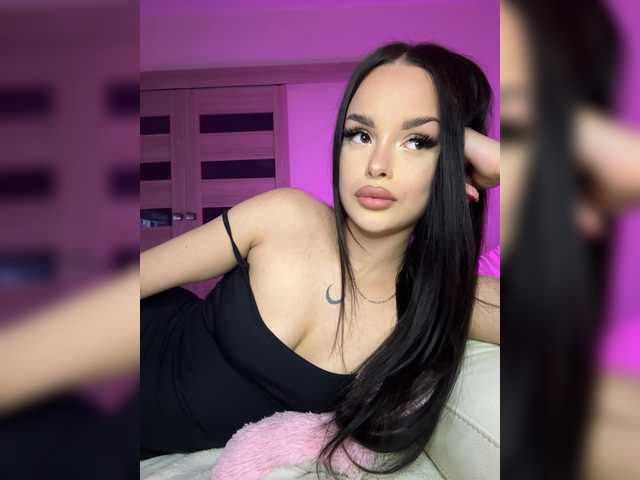 Lola-li live webcam show
