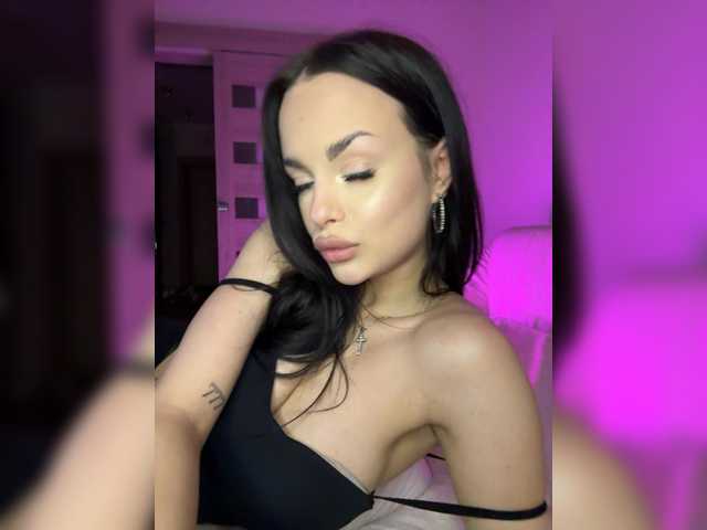 Lola-li live cam on BongaCams