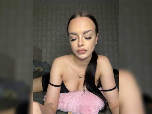 Lola-li live cam on BongaCams