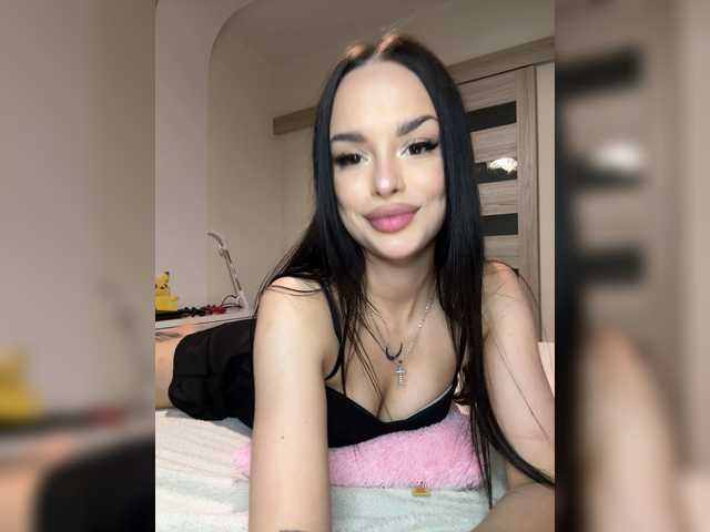 Lola-li live webcam show