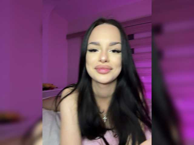 Lola-li live cam on BongaCams
