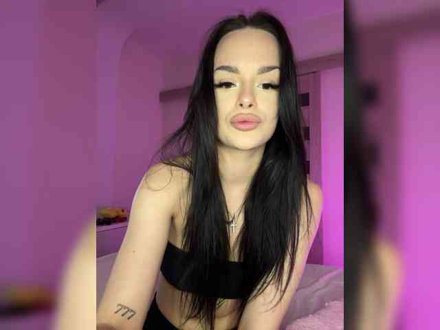 Lola-li Live Webcam on BongaCams