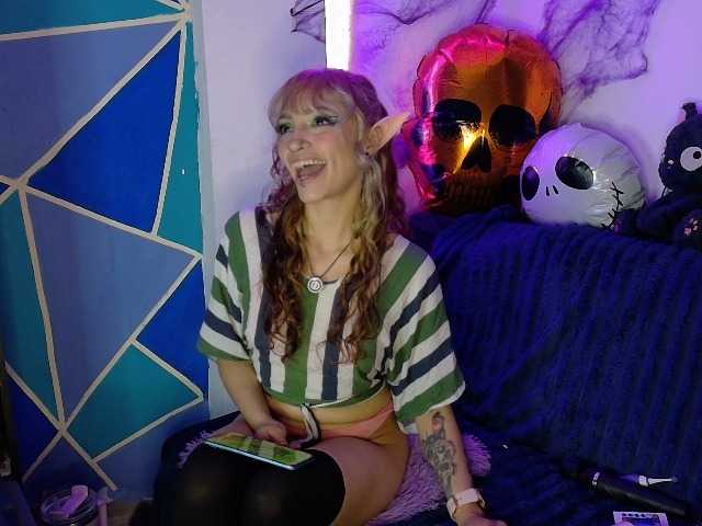 Elizabeth911 live cam preview