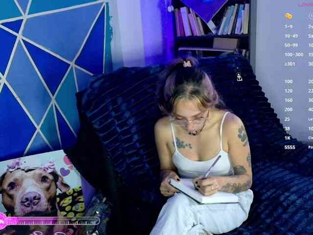 Elizabeth911 webcam