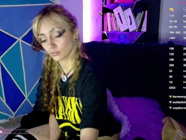 Elizabeth911 webcam