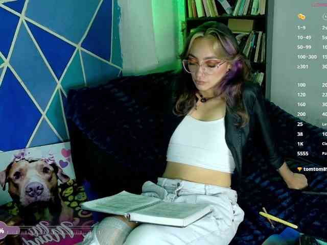 Elizabeth911 webcam