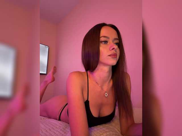 VikiMur live cam preview