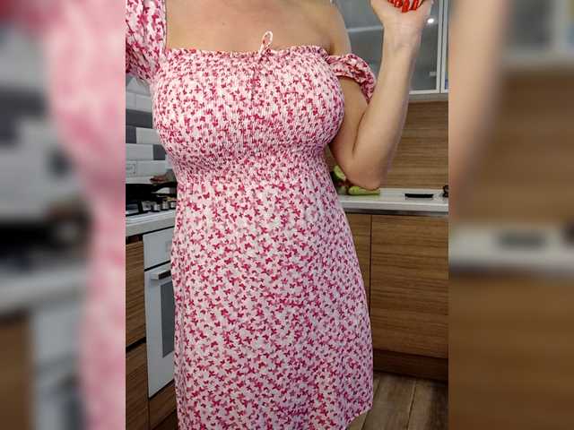 EnergyGirl Live Cam and Statistics on UnifiedCams