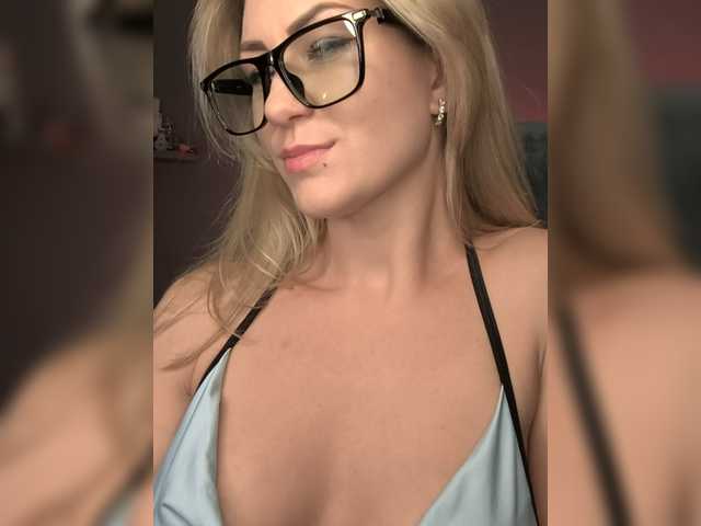 EnergyGirl live webcam show