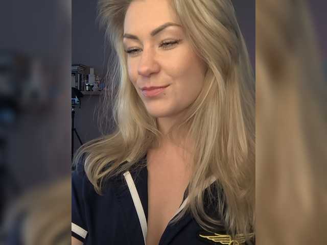 EnergyGirl live cam on BongaCams