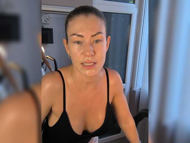 EnergyGirl live cam on BongaCams