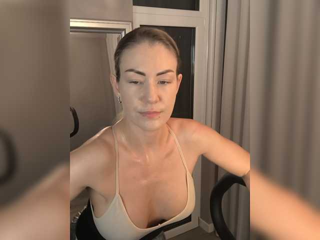 EnergyGirl live cam on BongaCams