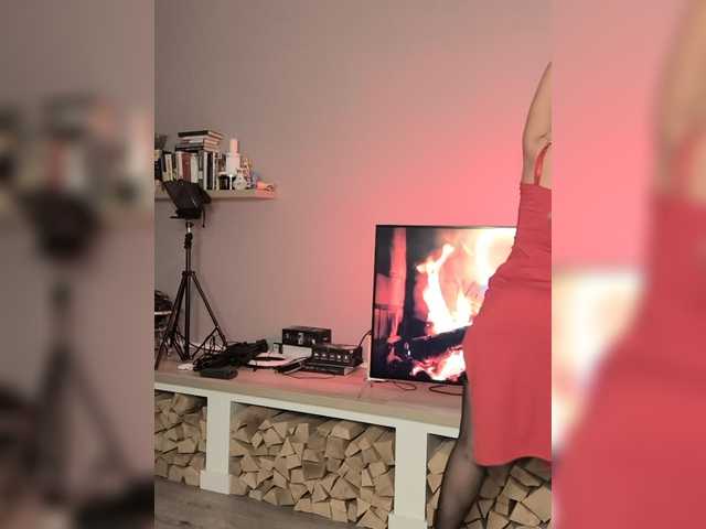 EnergyGirl — live female cam